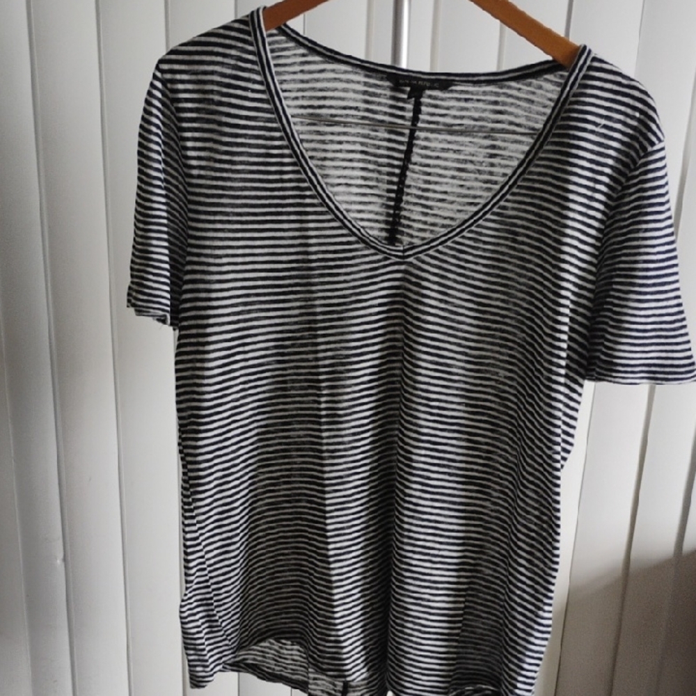 Banana Republic Black and White Striped V-Neck Tee